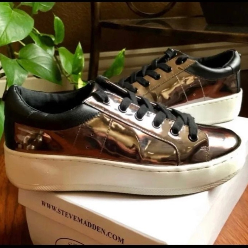 Steve Madden Metallic Sneakers